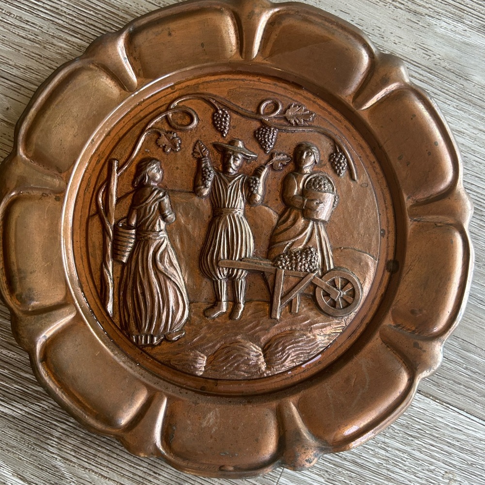 Vintage Copper Decorative Plate Grape Harvest 8” wall hanging
